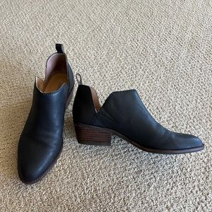 Lucky Brand Fayth2 split side booties black leather size 9